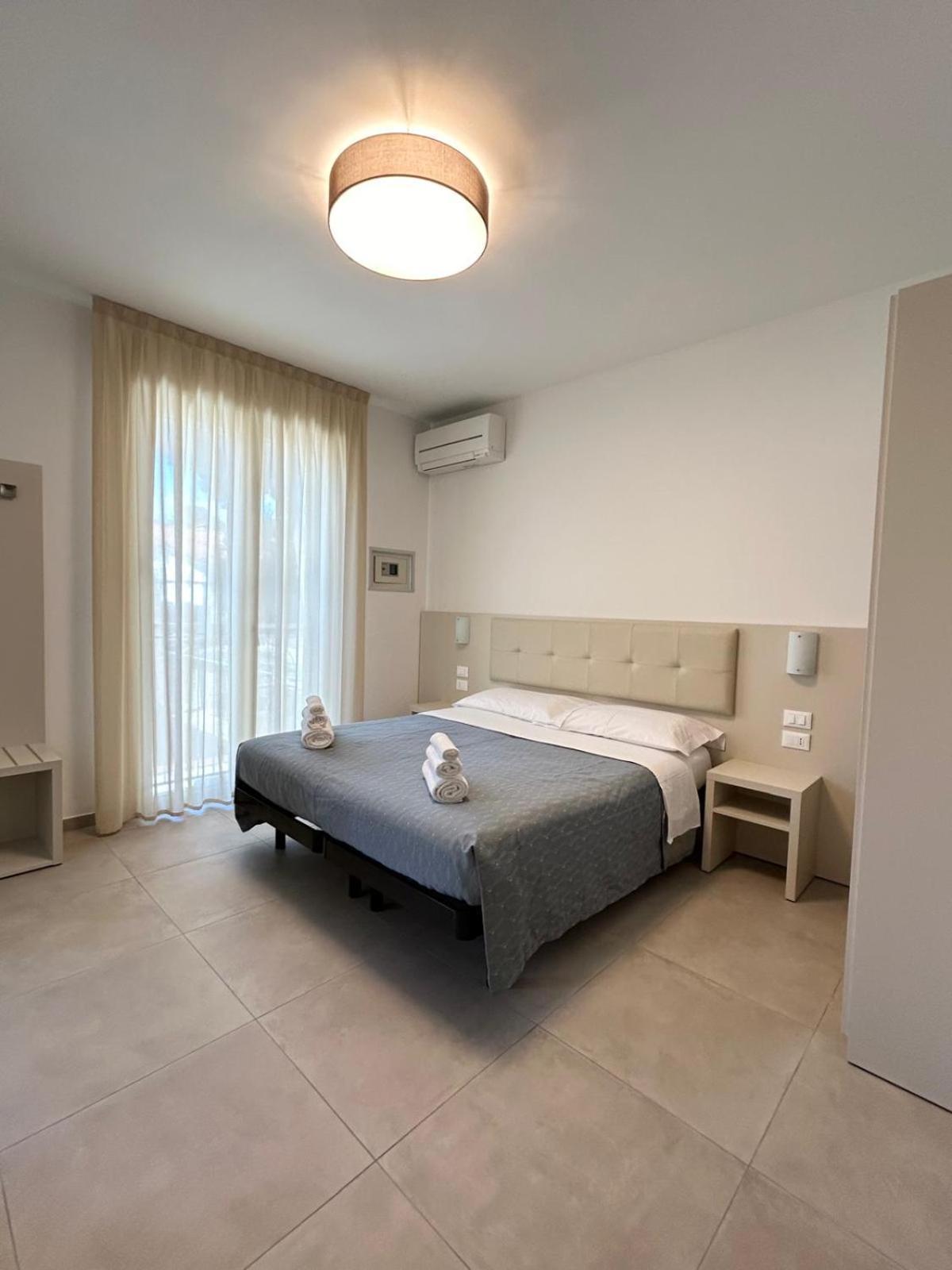 Hotel Brigantino Milano Marittima Kültér fotó